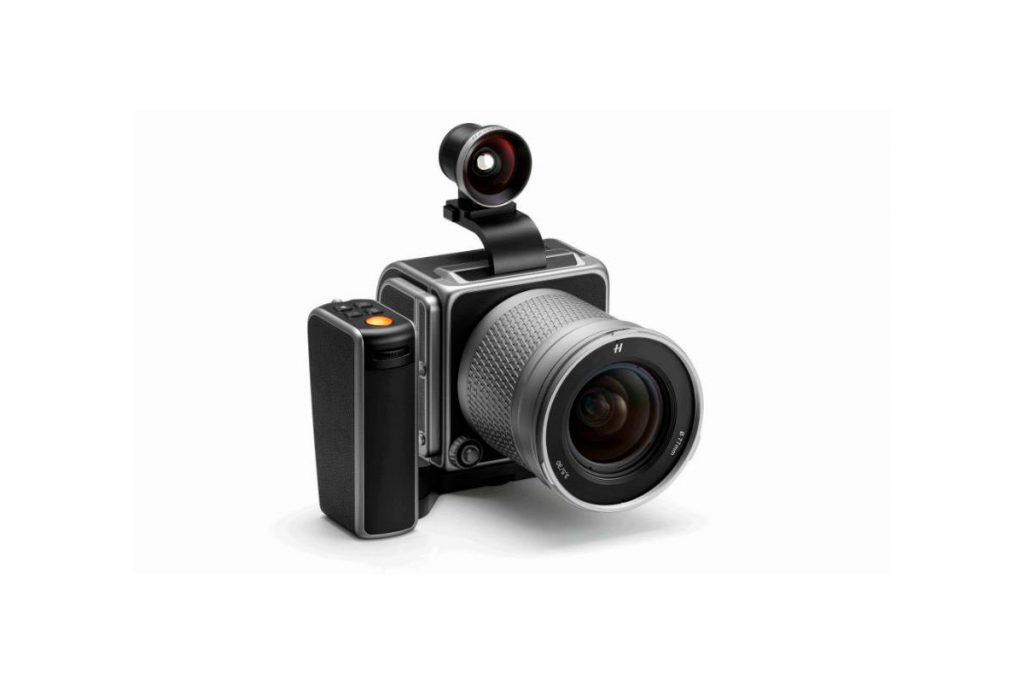 hasselblad-marks-80-years-of-camera-innovation-with-birthday-kit