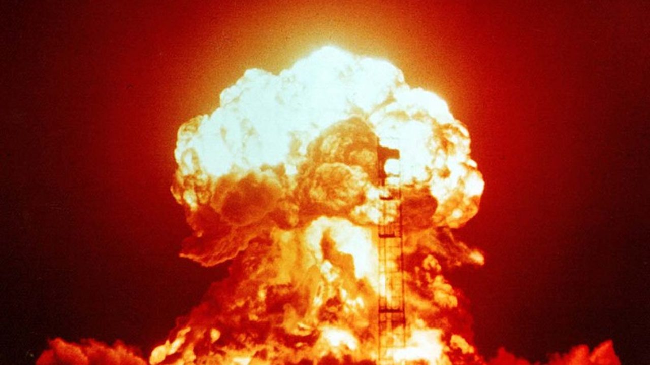 Should You Be Worried About a Potential Nuclear Attack from Russia?
