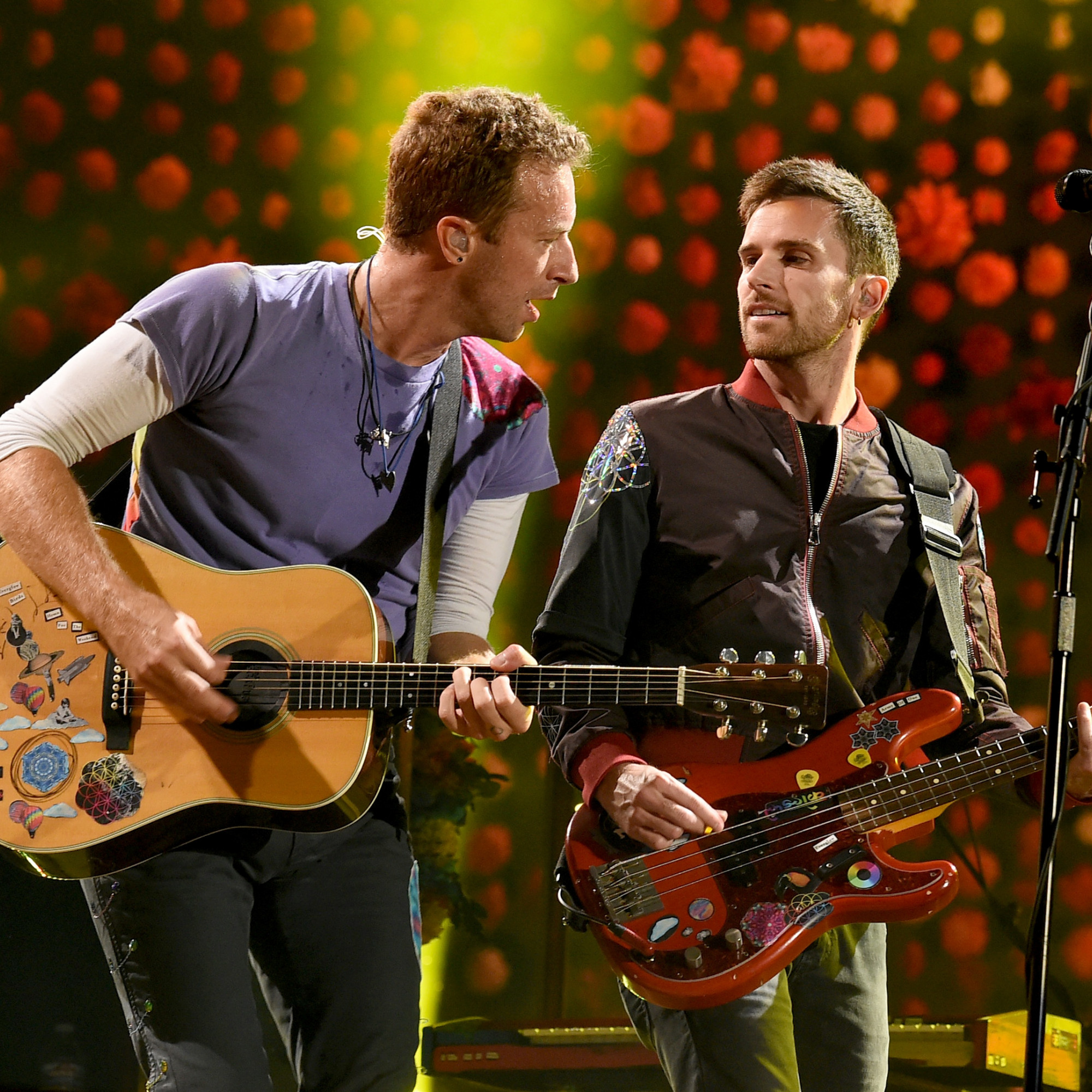 Chris Martin from Coldplay Diagnosed with A Serious Lung Infection!