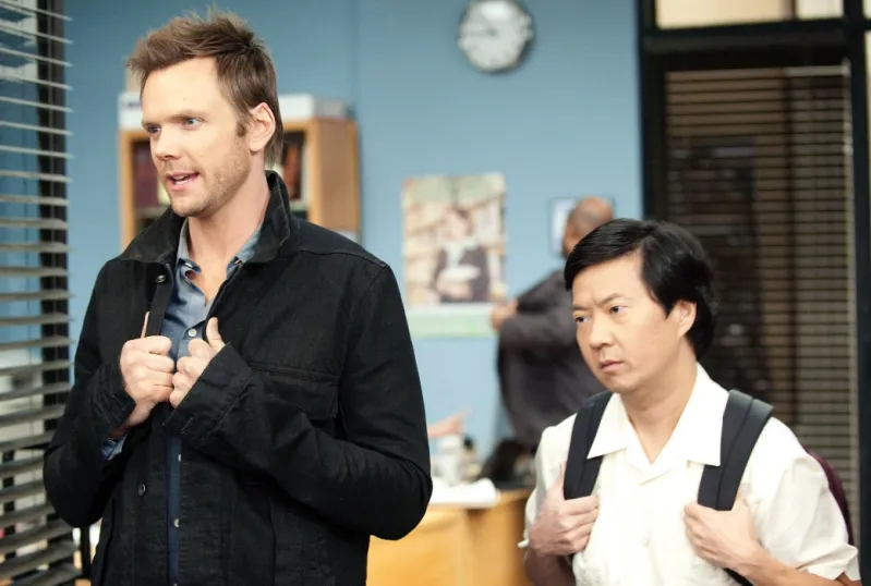 Harmon "Assumes" Glover will be in the film adaptation of "Community."