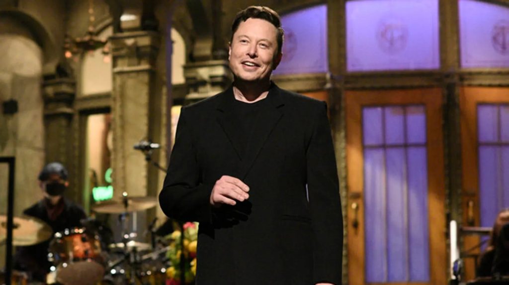 Elon Musk and Chris Pratt Are Both Roasting on Saturday Night Live