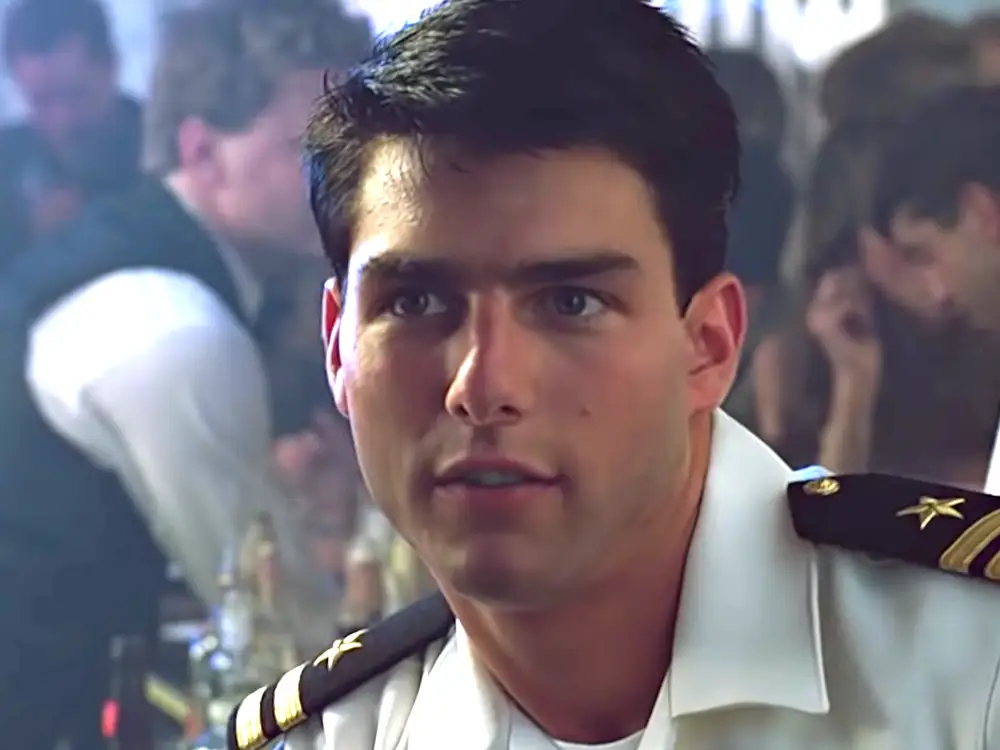 how old was tom cruise in top gun