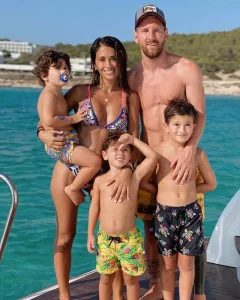 is lionel messi married