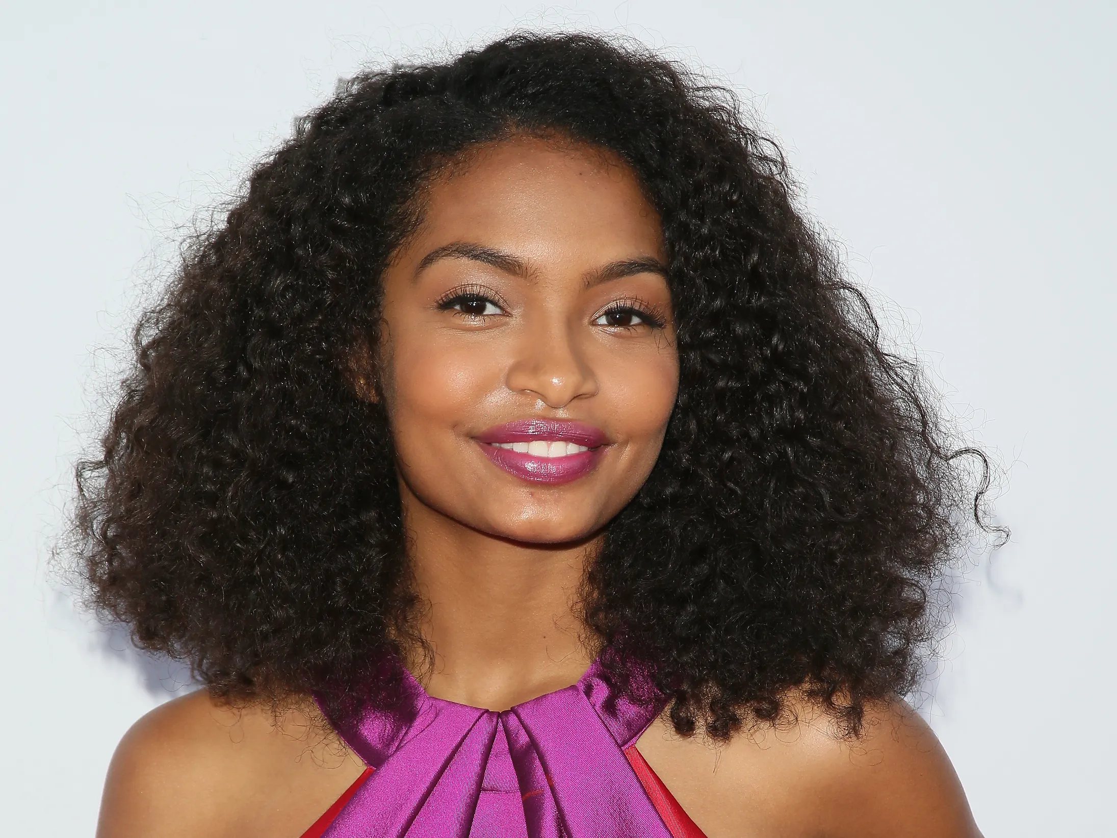 Who Is Yara Shahidi Dating? Complete Details