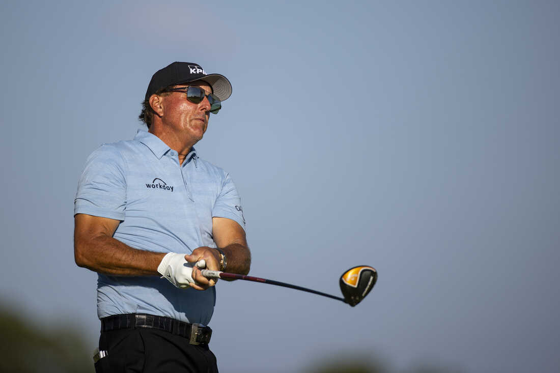 Phil Mickelson’s Latest Appearance After Major Weight Loss Has Fans Concerned